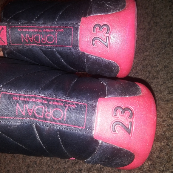 Air Jordan 12- Red/Black- 130690 061- size 12 male - Picture 5 of 7